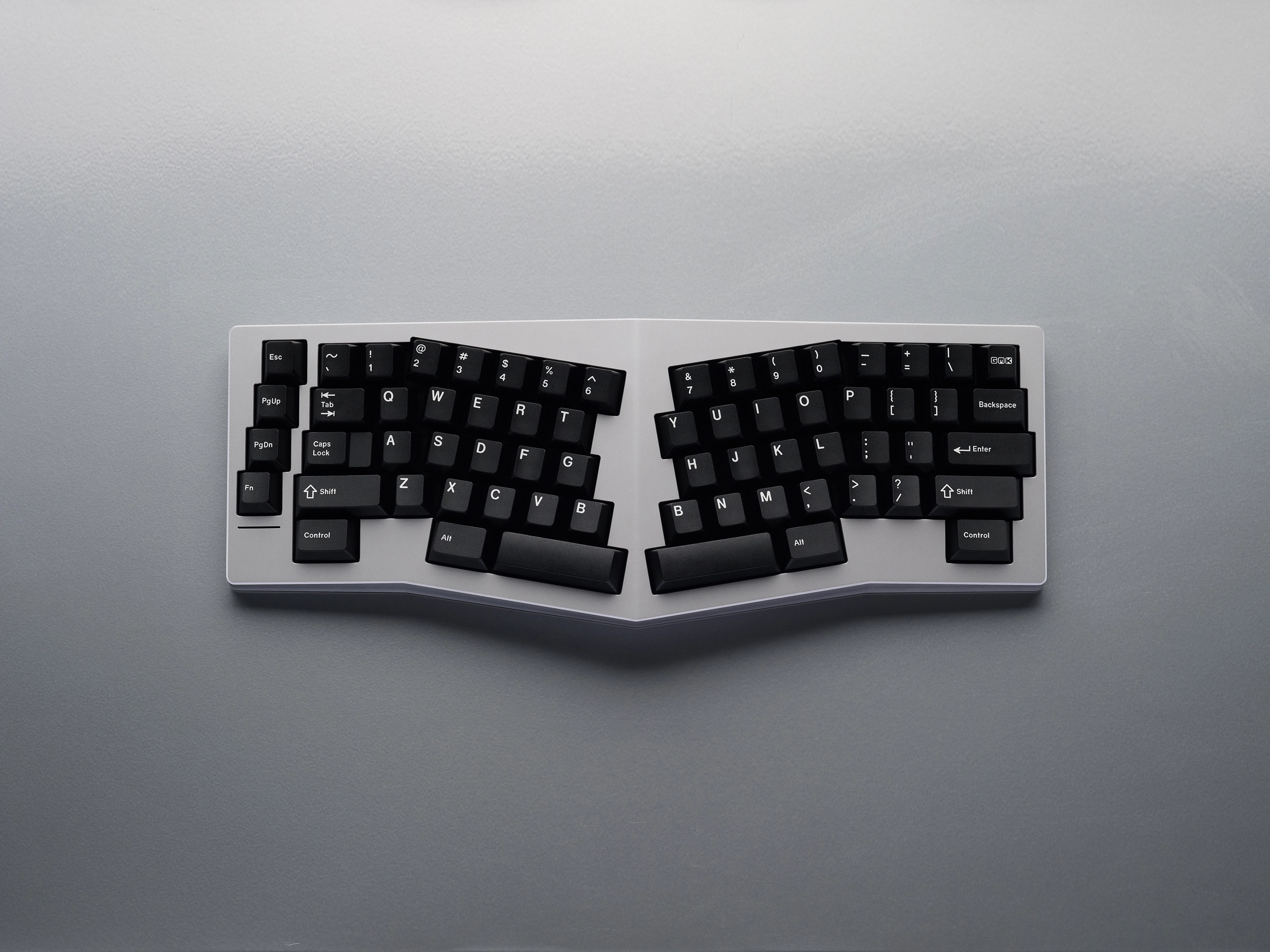 GMK CYL WoB (White on Black) Keycaps