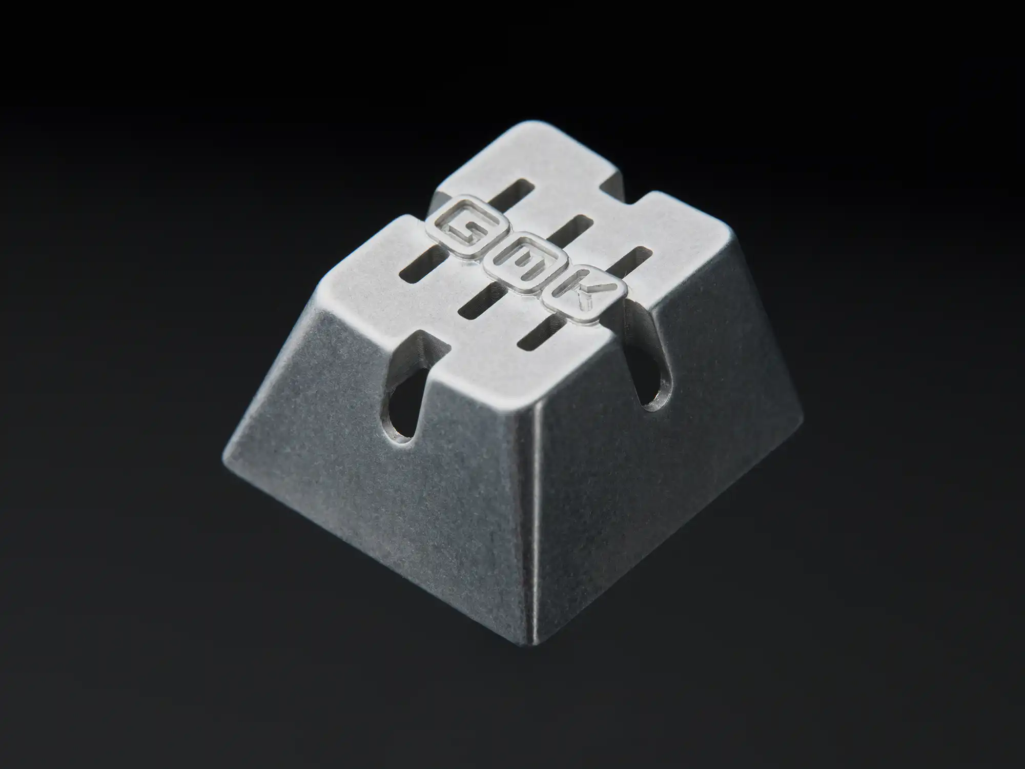 MVKB x Salvun Aluminium Artisan Keycap Front Top View