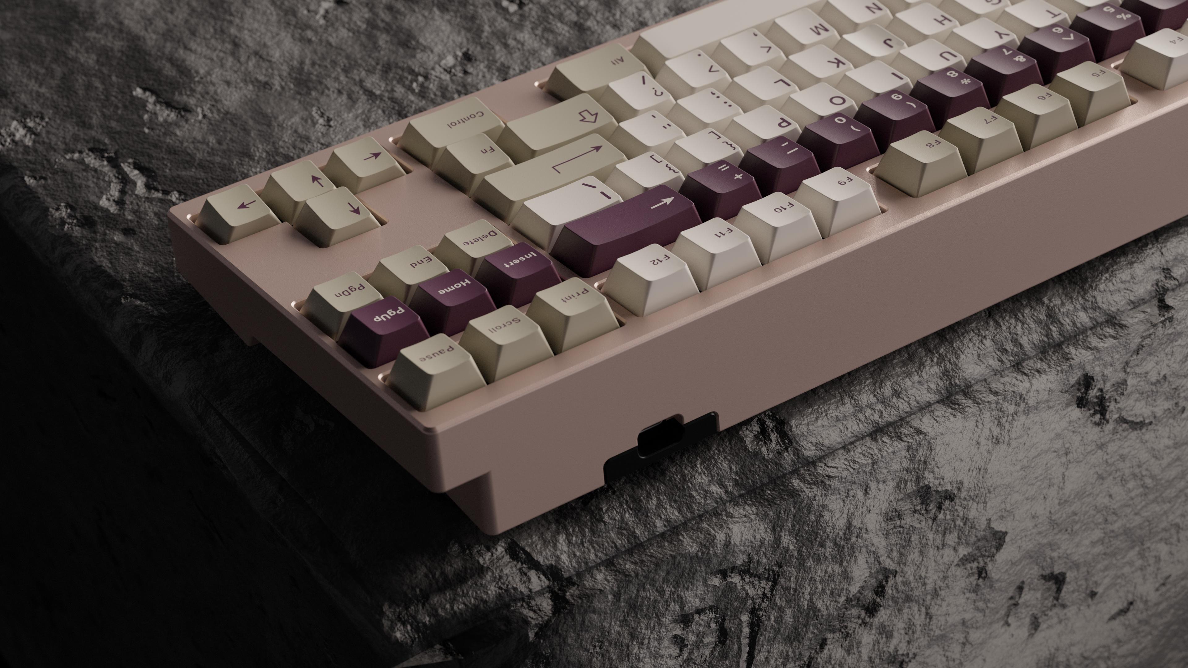 GMK CYL Violet Alert Keycaps GMK CYL Violet Alert Keycaps