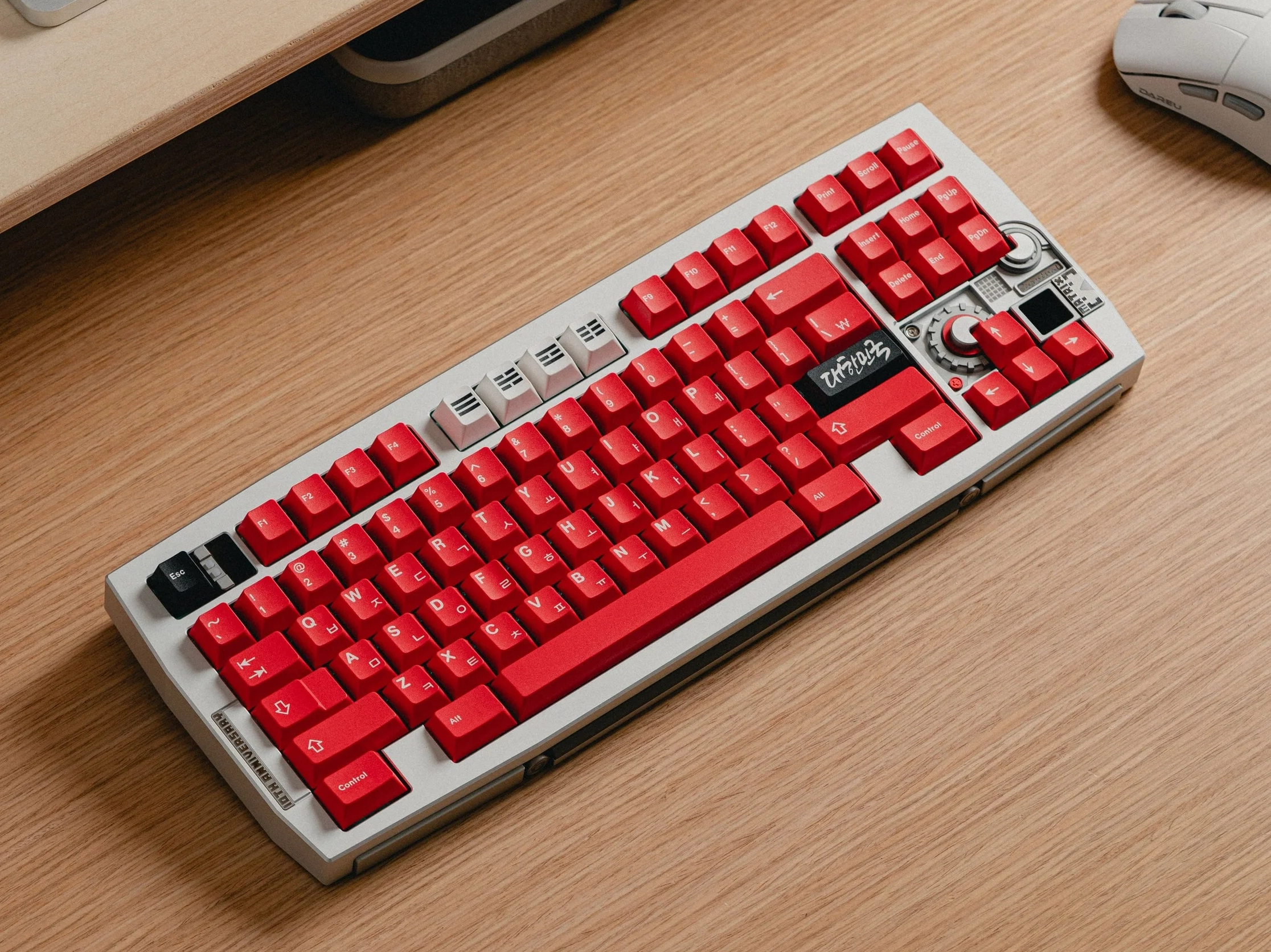 GMK CYL Red Devils R2 Keycaps