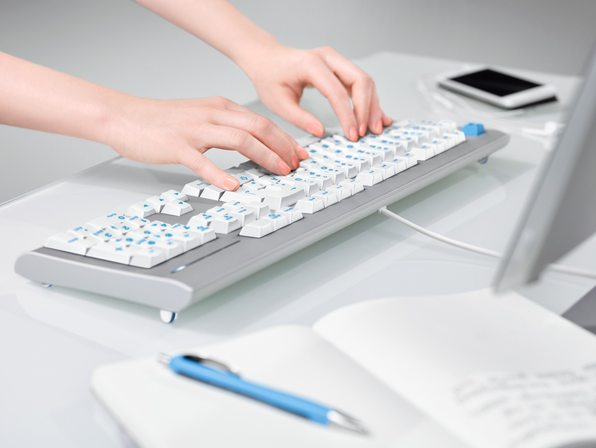 Q100 Tastatur silber/weiß