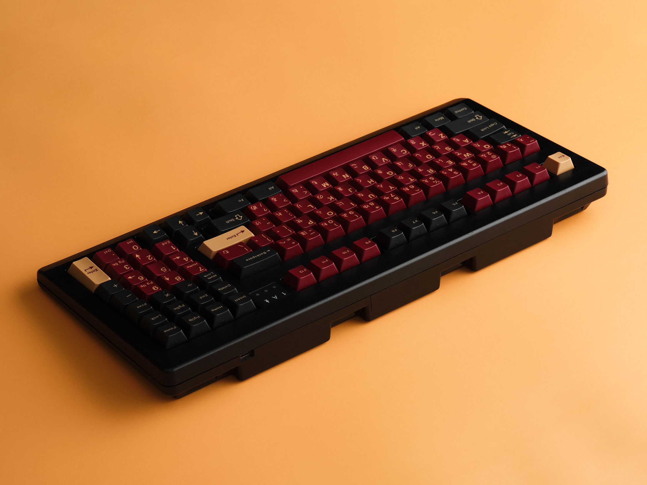 GMK CYL Red Samurai Keycaps