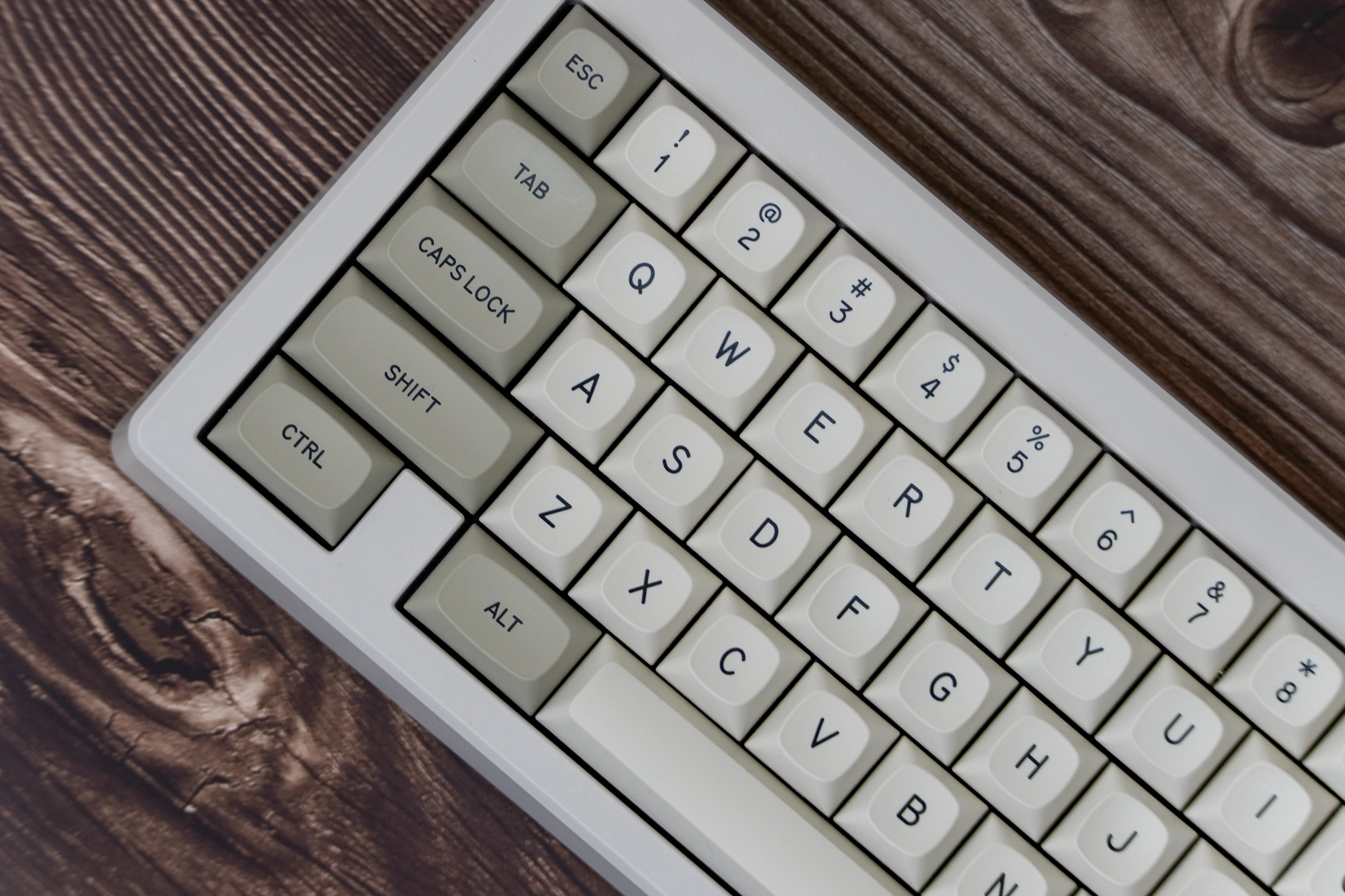 GMK MTNU Classic Beige Keycaps