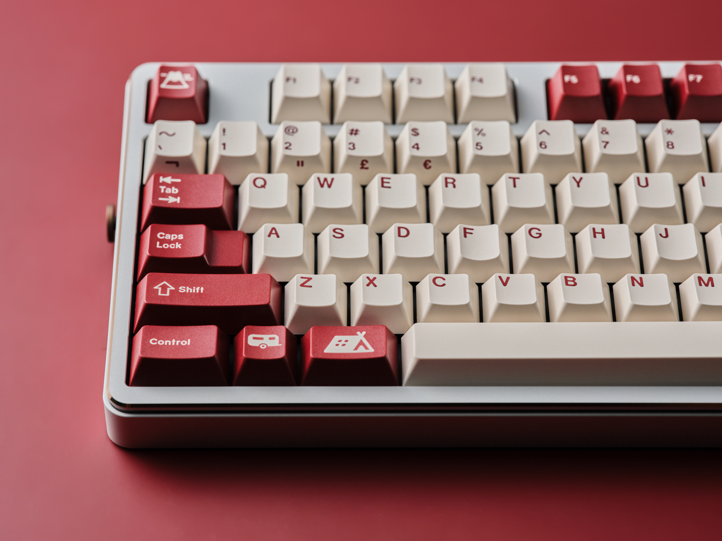 GMK CYL Camping R3 Keycaps Burgundy Set