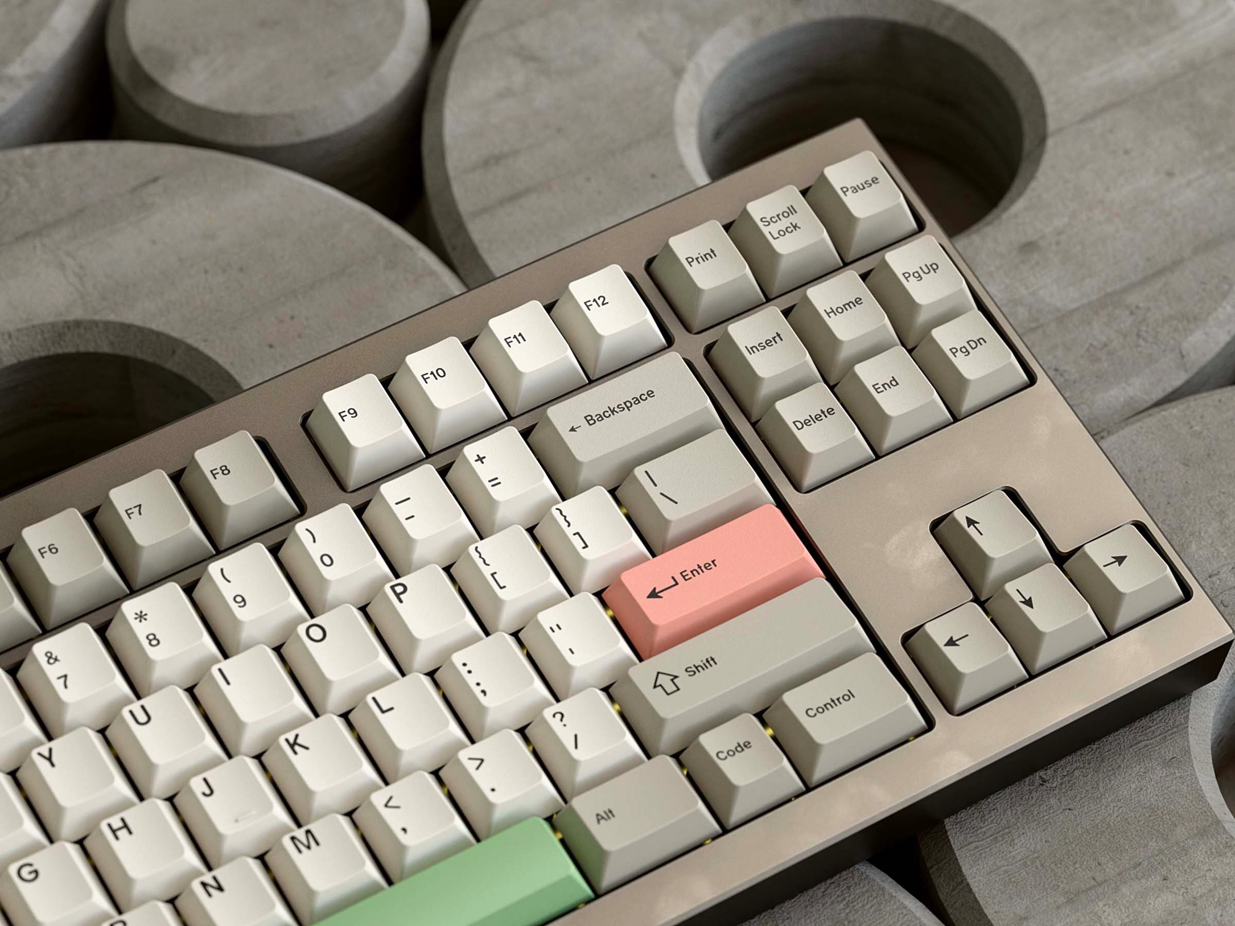 GMK CYL Classic Beige Keycaps