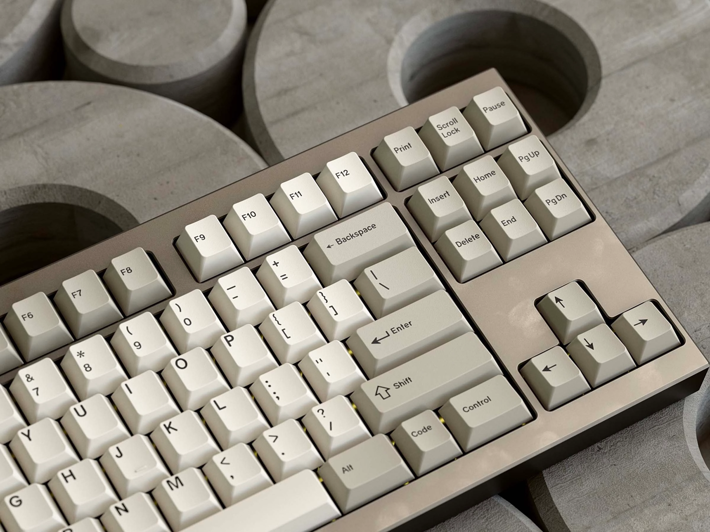 GMK CYL Classic Beige Keycaps