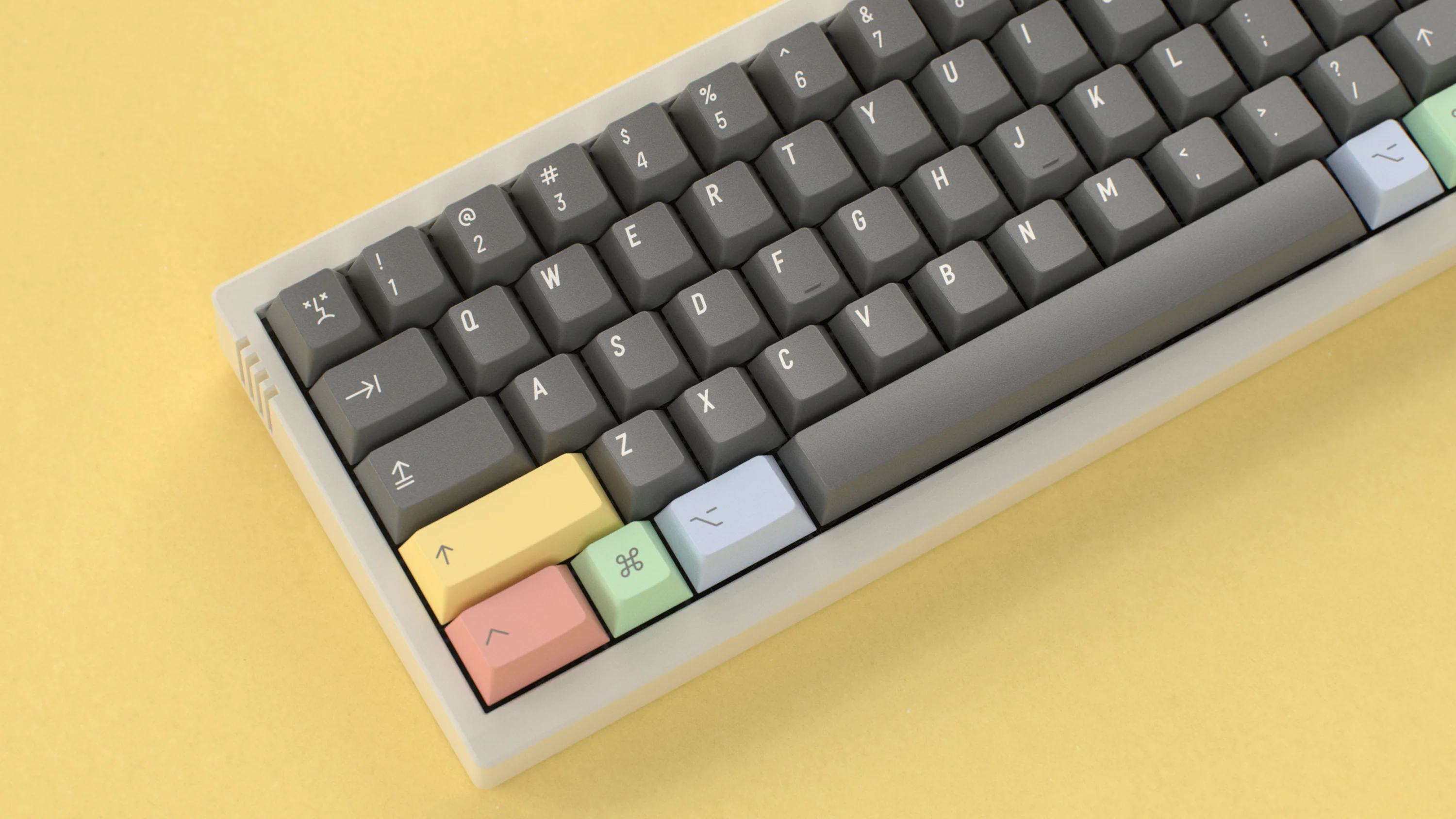 GMK CYL Power 2048