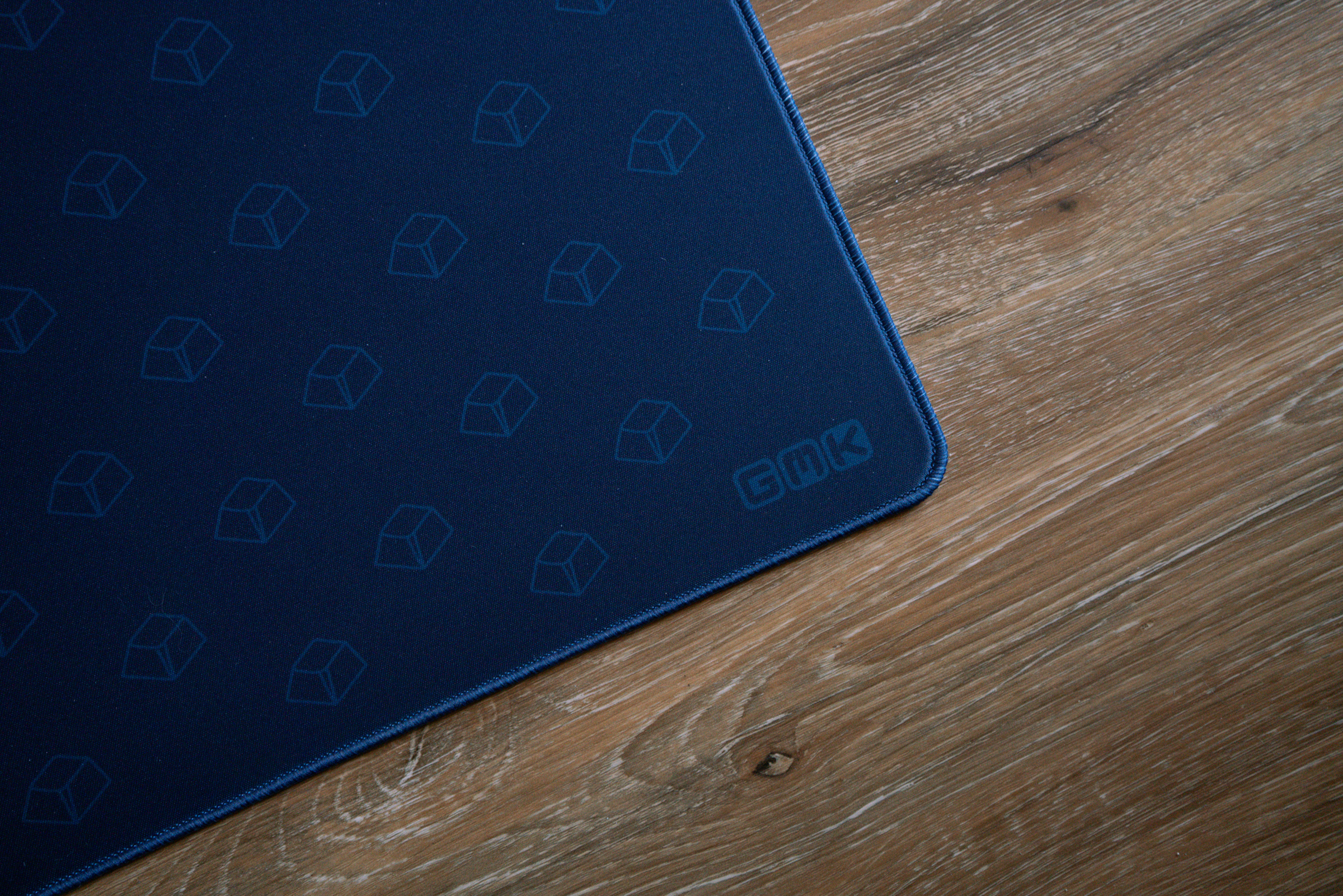 MRCH0020_GMK-Deskmat-blue (3)