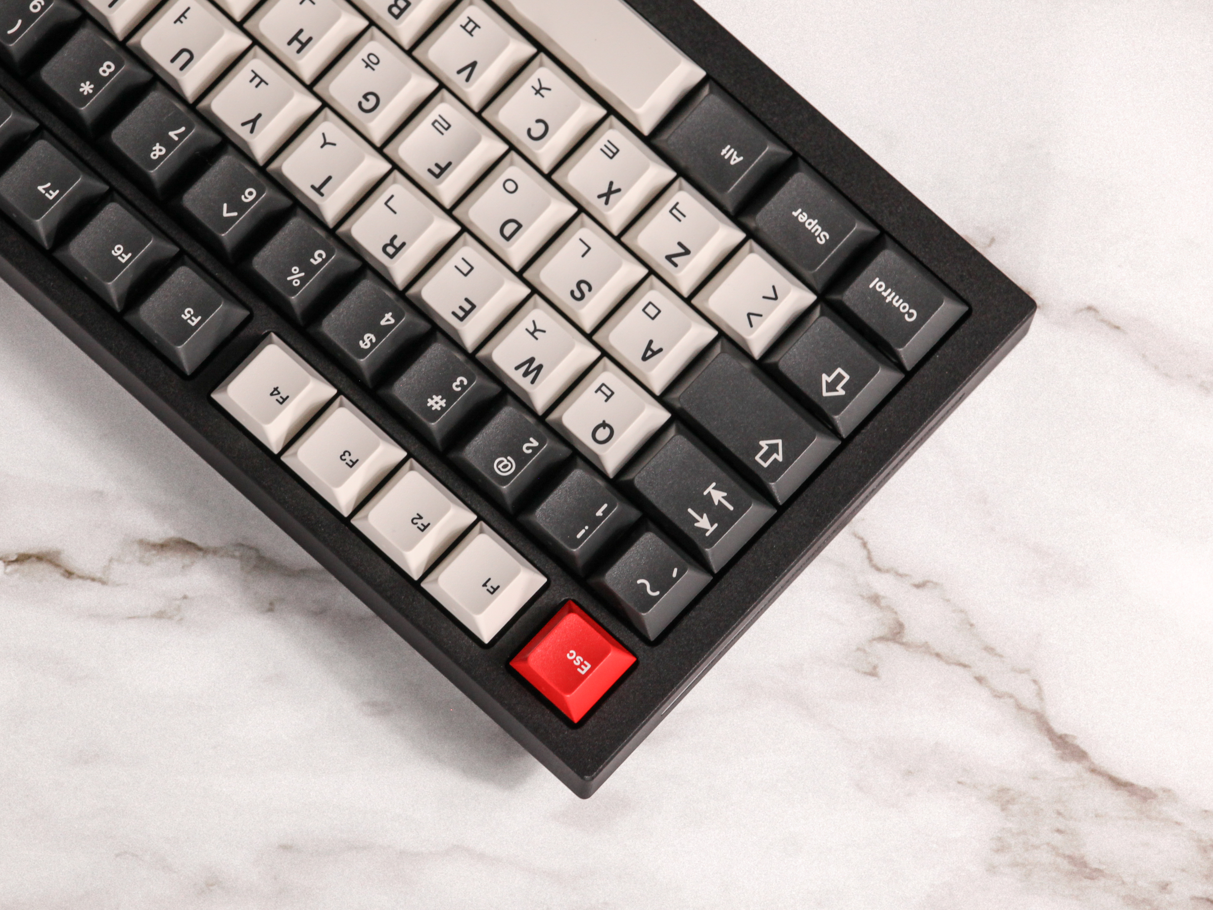 GMK CYL Monochrome Dolch Keycaps