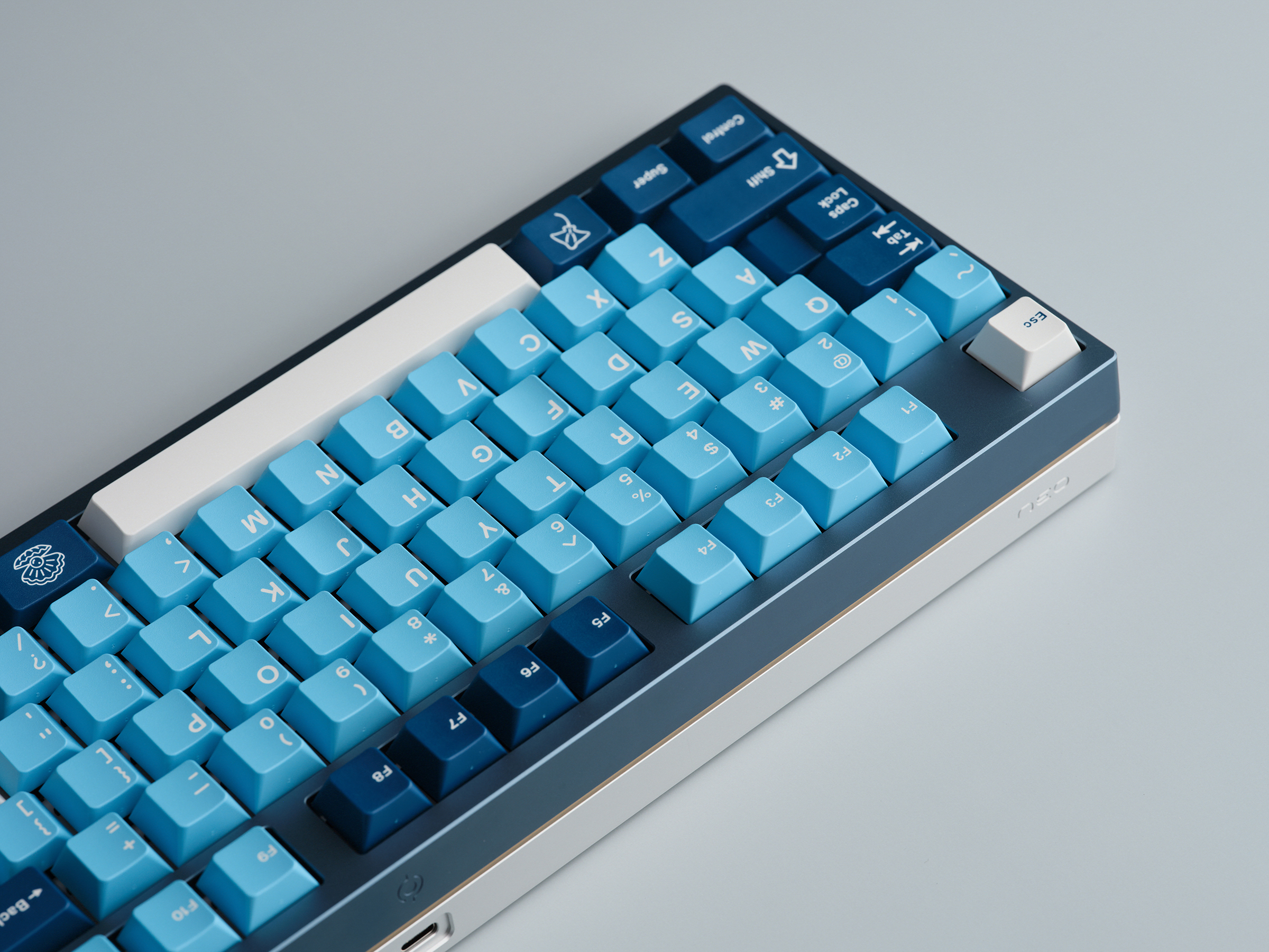 GMK CYL Manta Keycaps