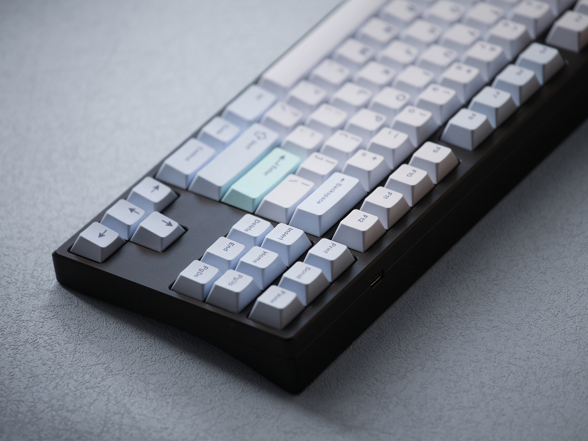 GMK CYL Astral Light Keycaps