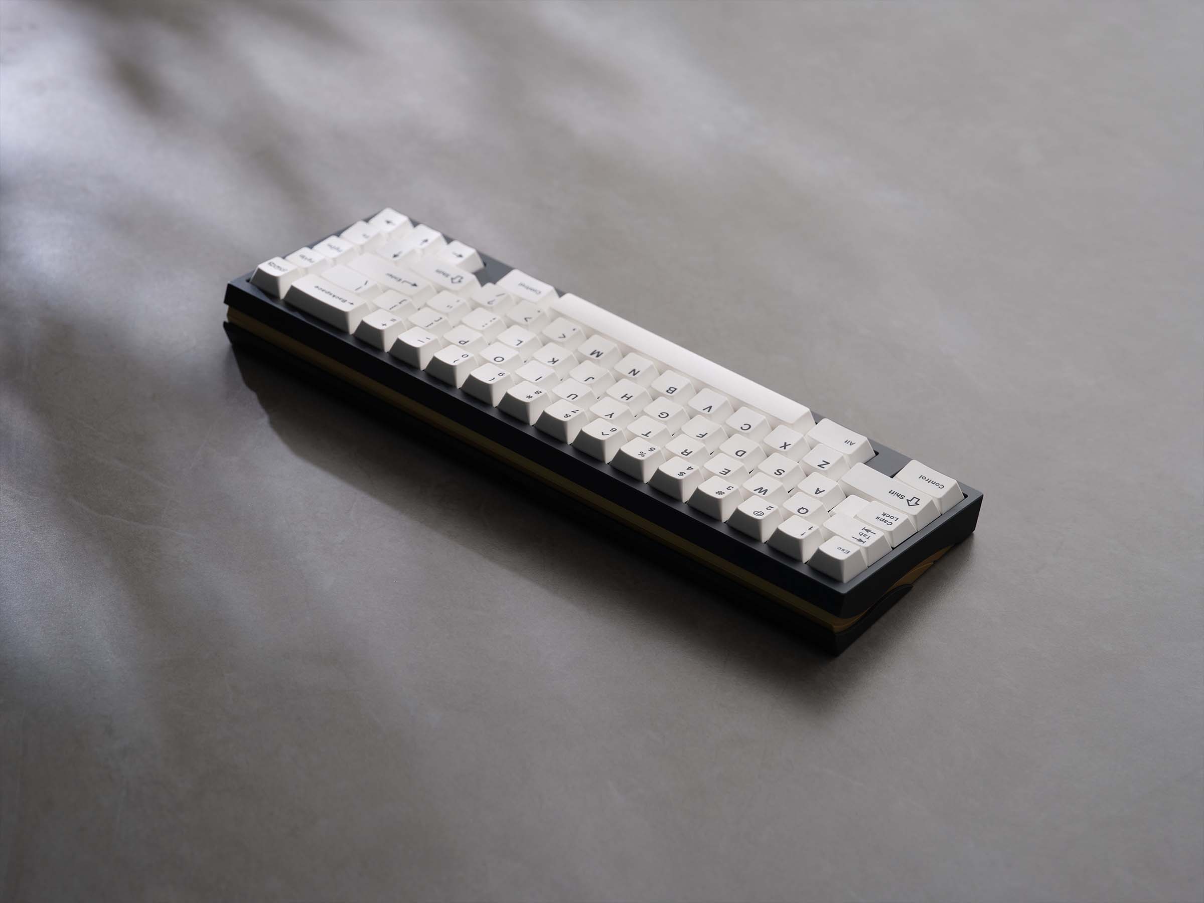GMK CYL BoW Black on White Keycaps