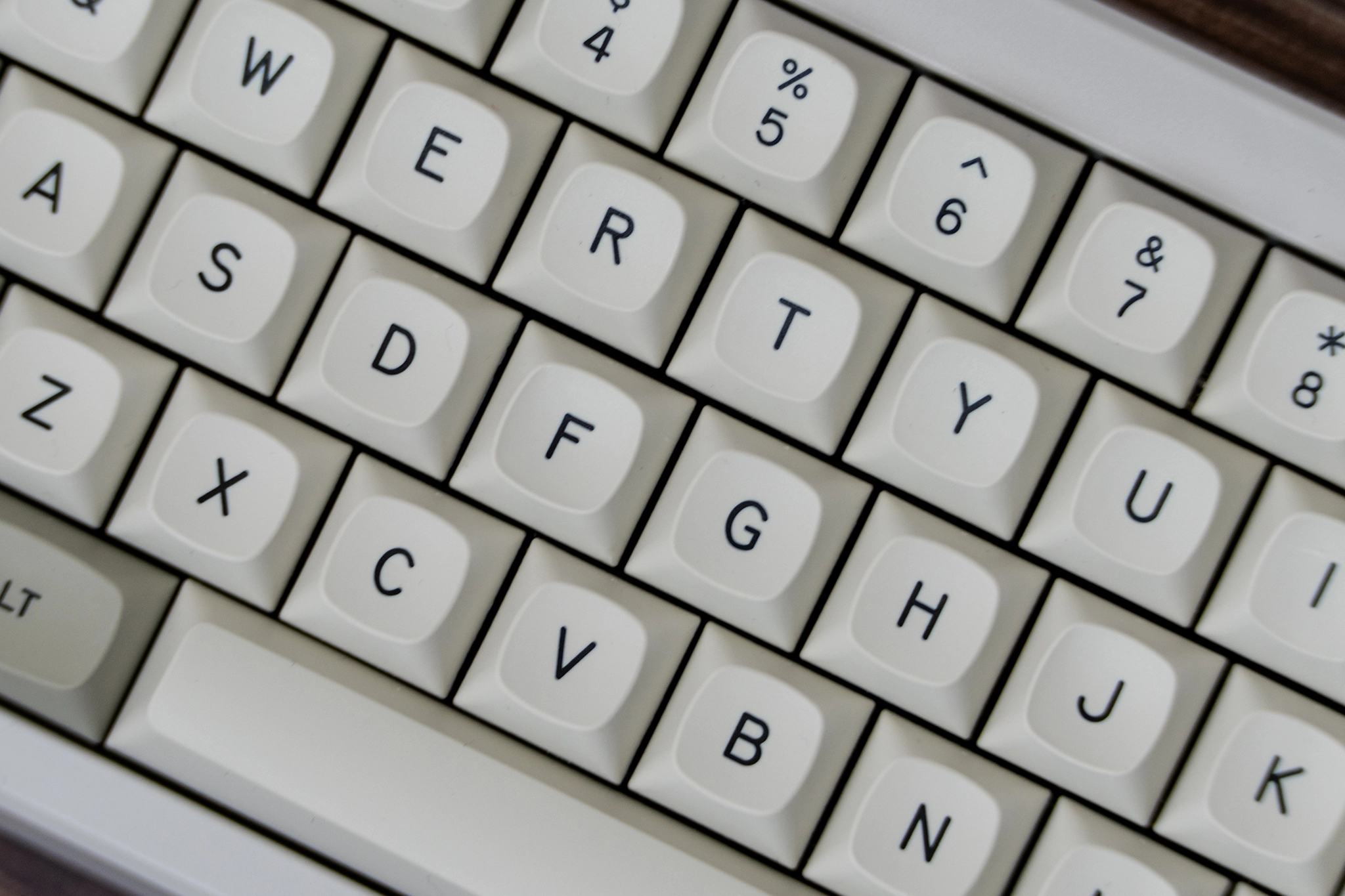 GMK MTNU Classic Beige Keycaps