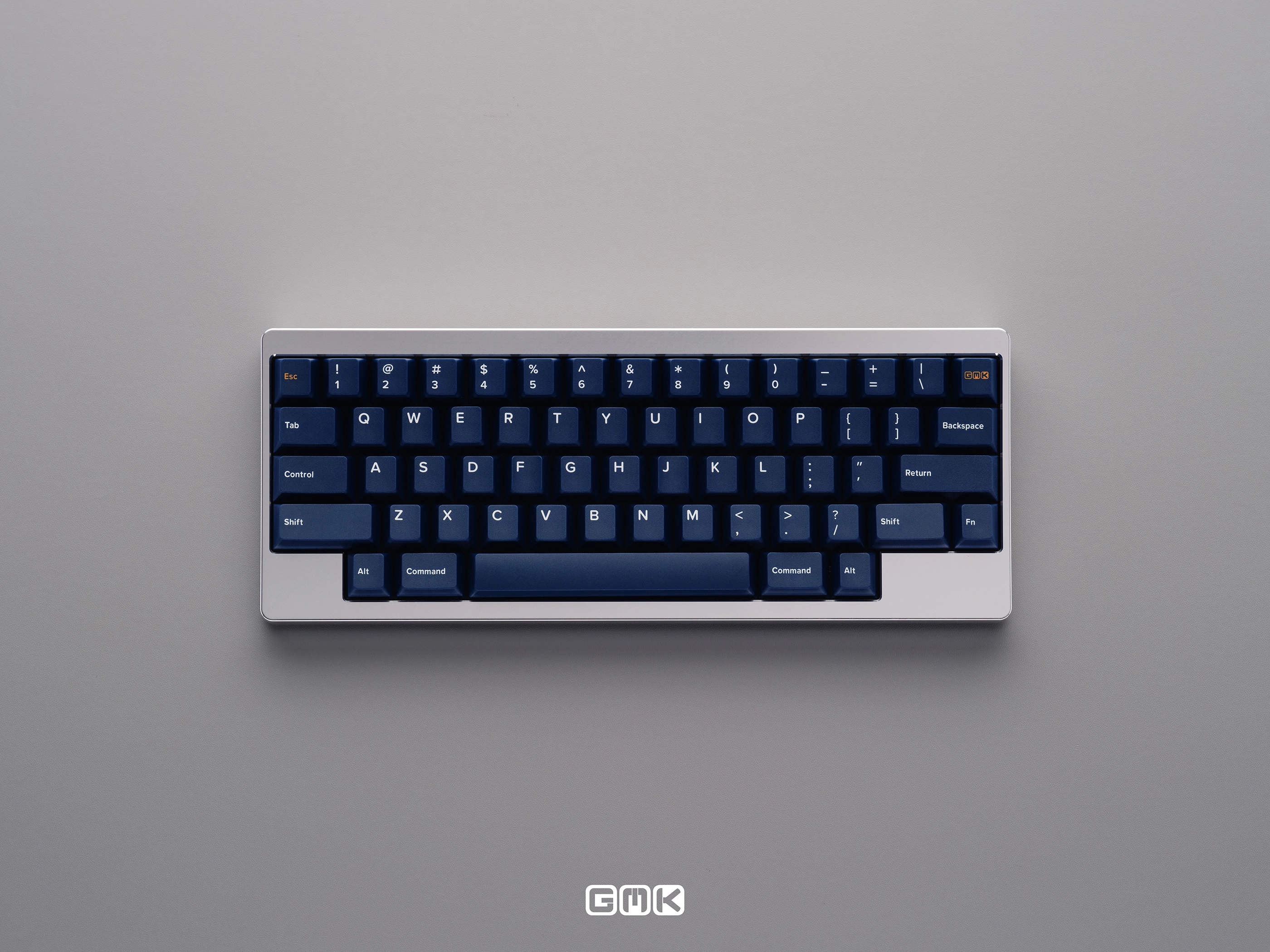 GMK CYL Fabrik Keycaps blue top view compact keyboard