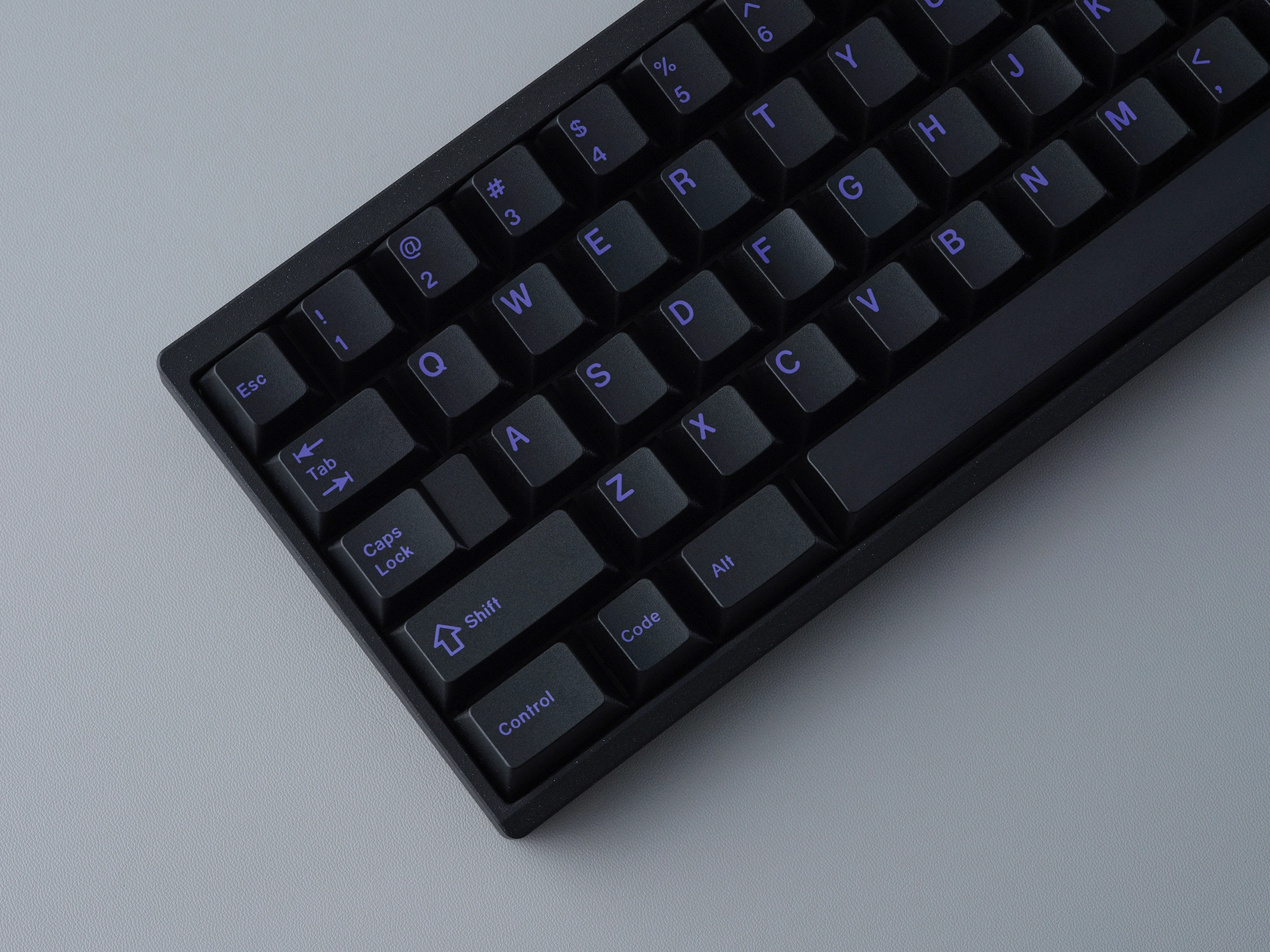 GMK CYL PoB (Purple on Black) Keycaps