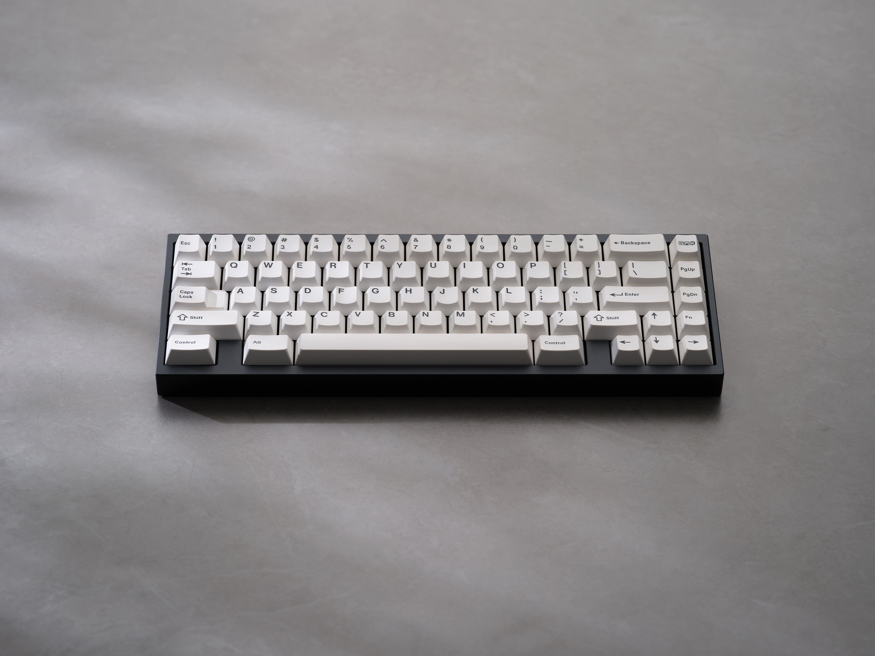 GMK CYL BoW (Black on White) GMK CYL BoW (Black on White)