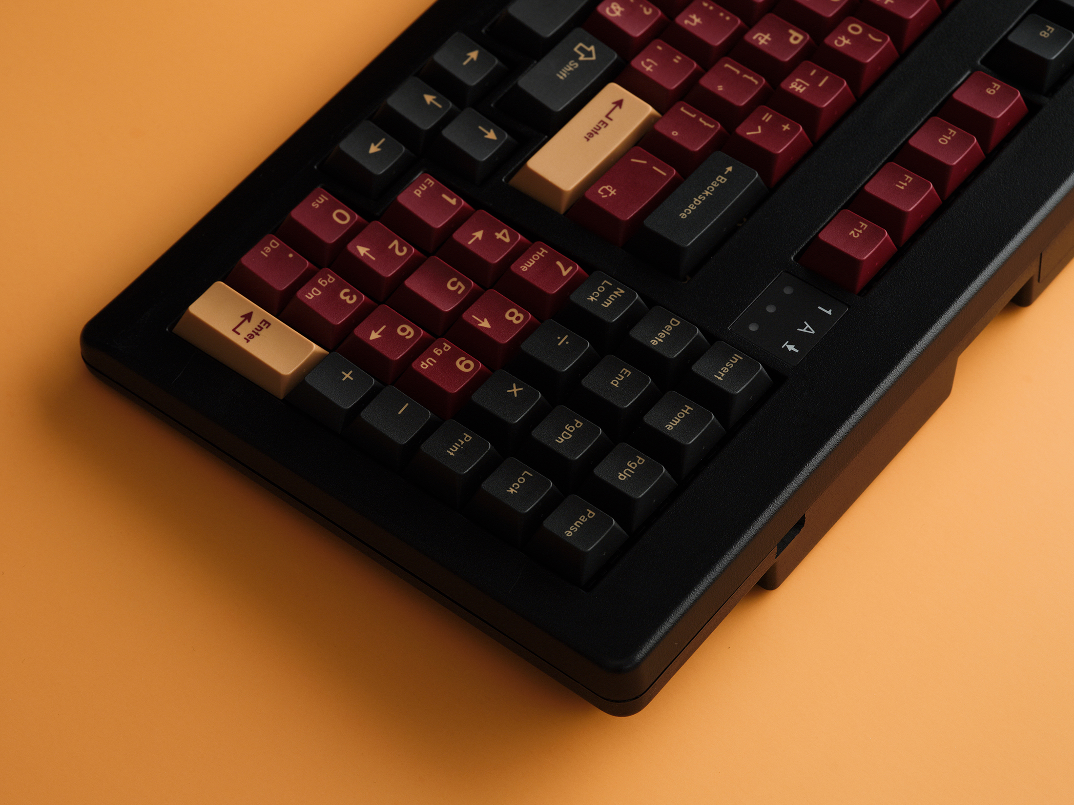 GMK CYL Red Samurai Keycaps