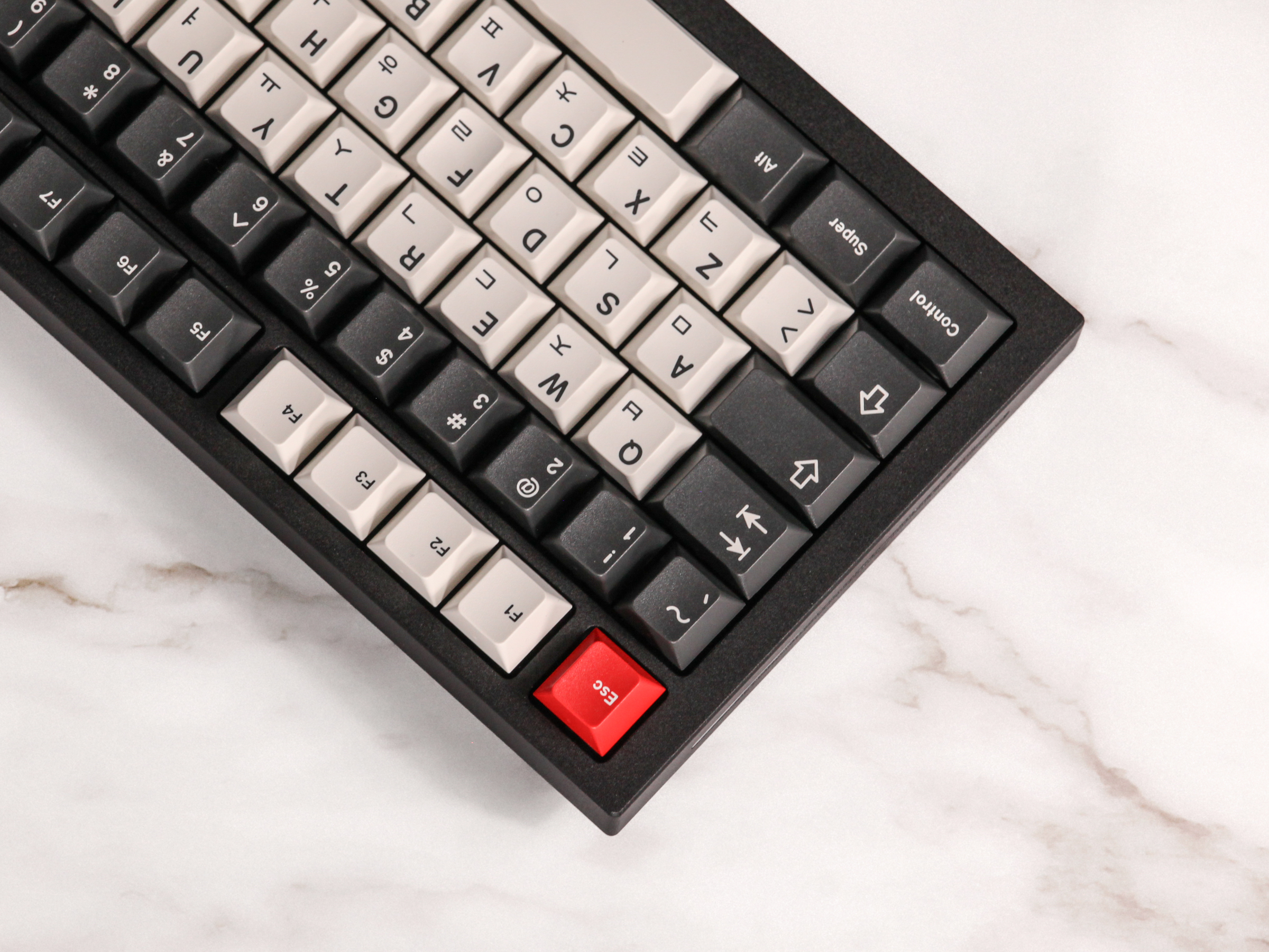 GMK_CYL_Monochrome_Dolch_Keyca
