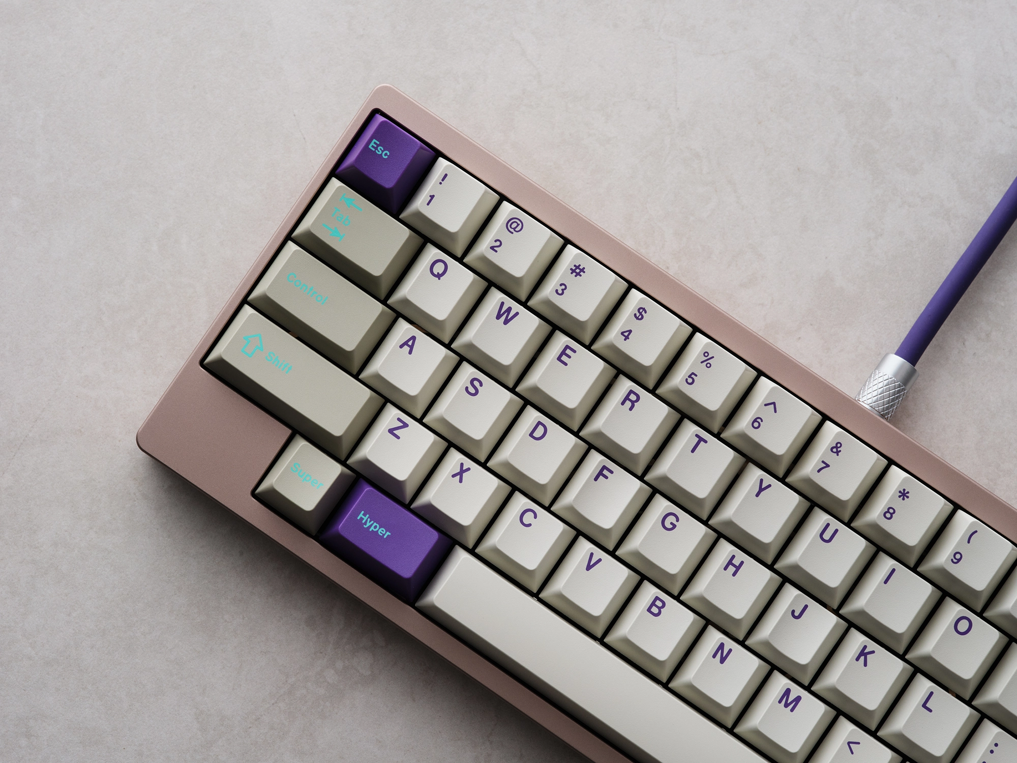 GMK CYL Hyperbeige Keycaps